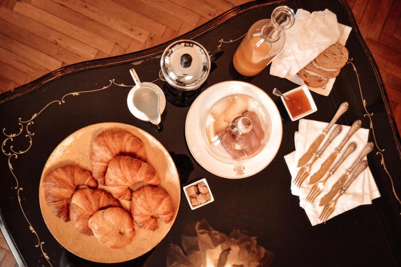 Le Chai Кондом Екстериор снимка